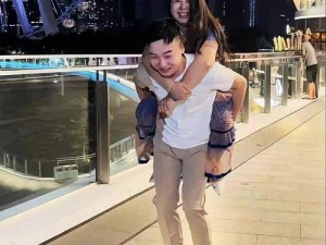 53岁大妈恋上小奶狗(53 岁大妈恋上小 17 岁的帅小伙，他们能修成正果吗？)